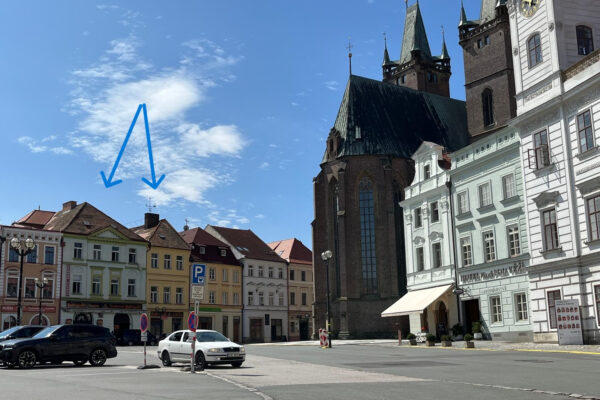 Restaurace na Velkém náměstí 39 a 40, Hradec Králové, 558,5m2 (3 podlaží) se zahrádkou a 3 terasami